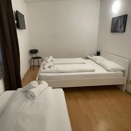 Hotel Starlight Frankfurt nad Mohanem