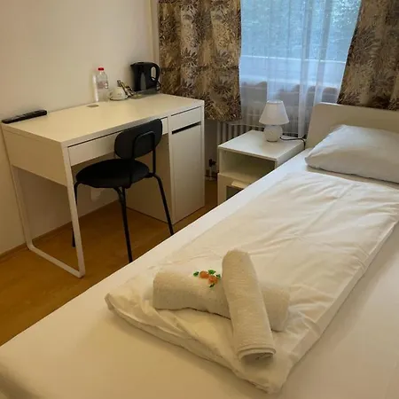 Starlight Hotel Frankfurt nad Mohanem